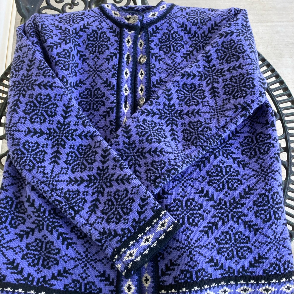 L.L. Bean sweater size small